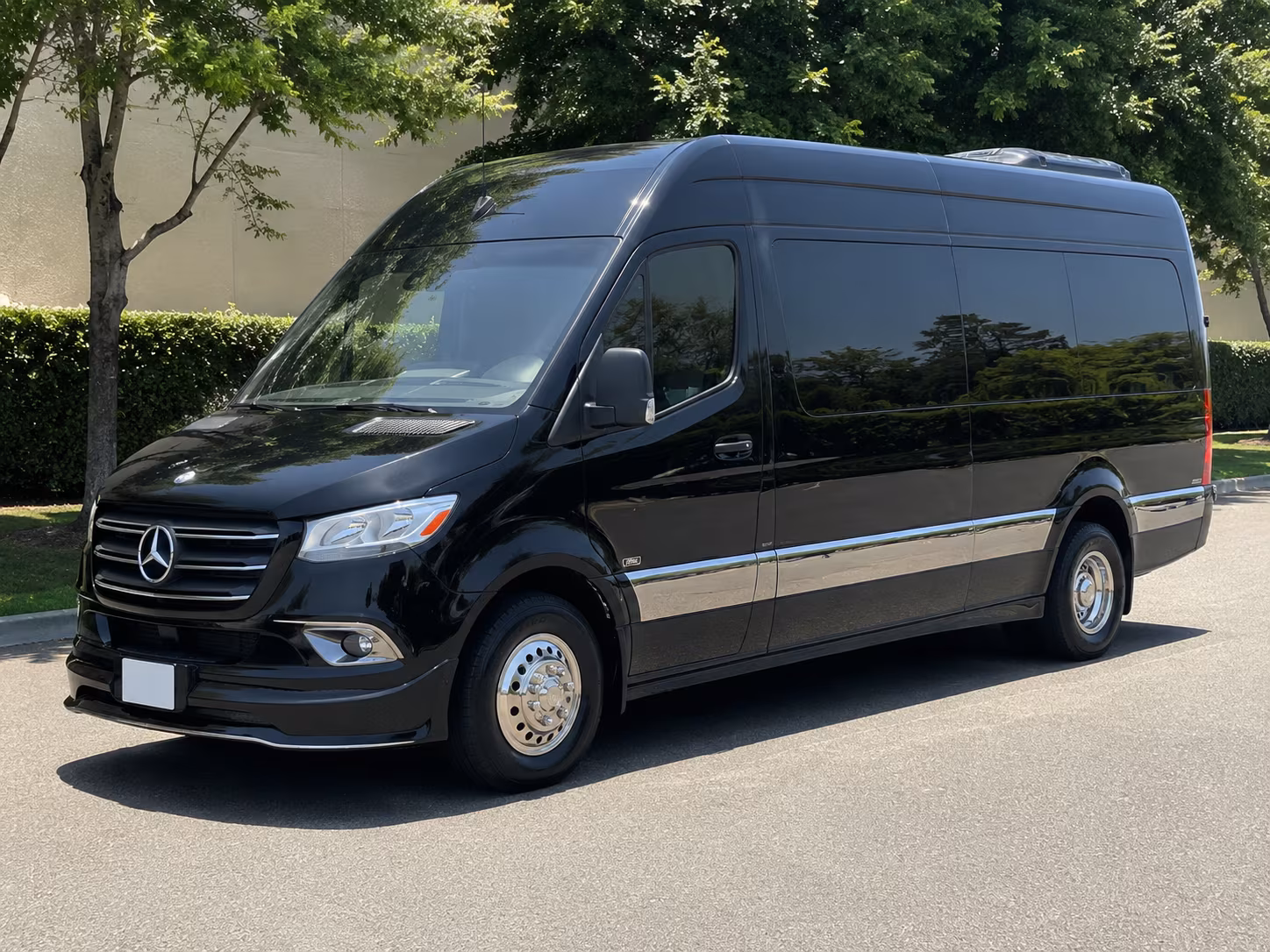 date season and day of the week move honolulu sprinter van prices more than most renters expect