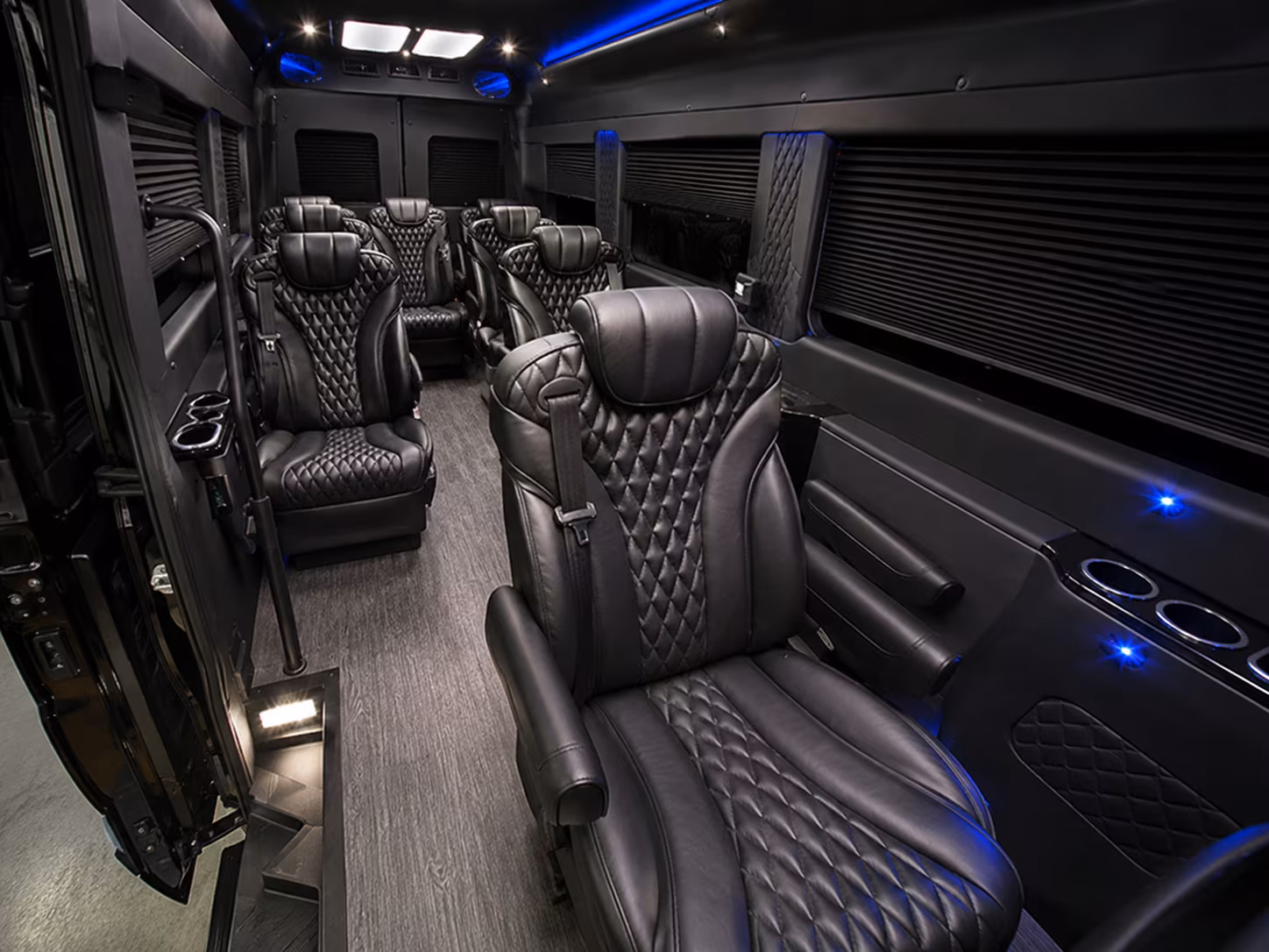 find the perfect transportation for your next airport transfer 2