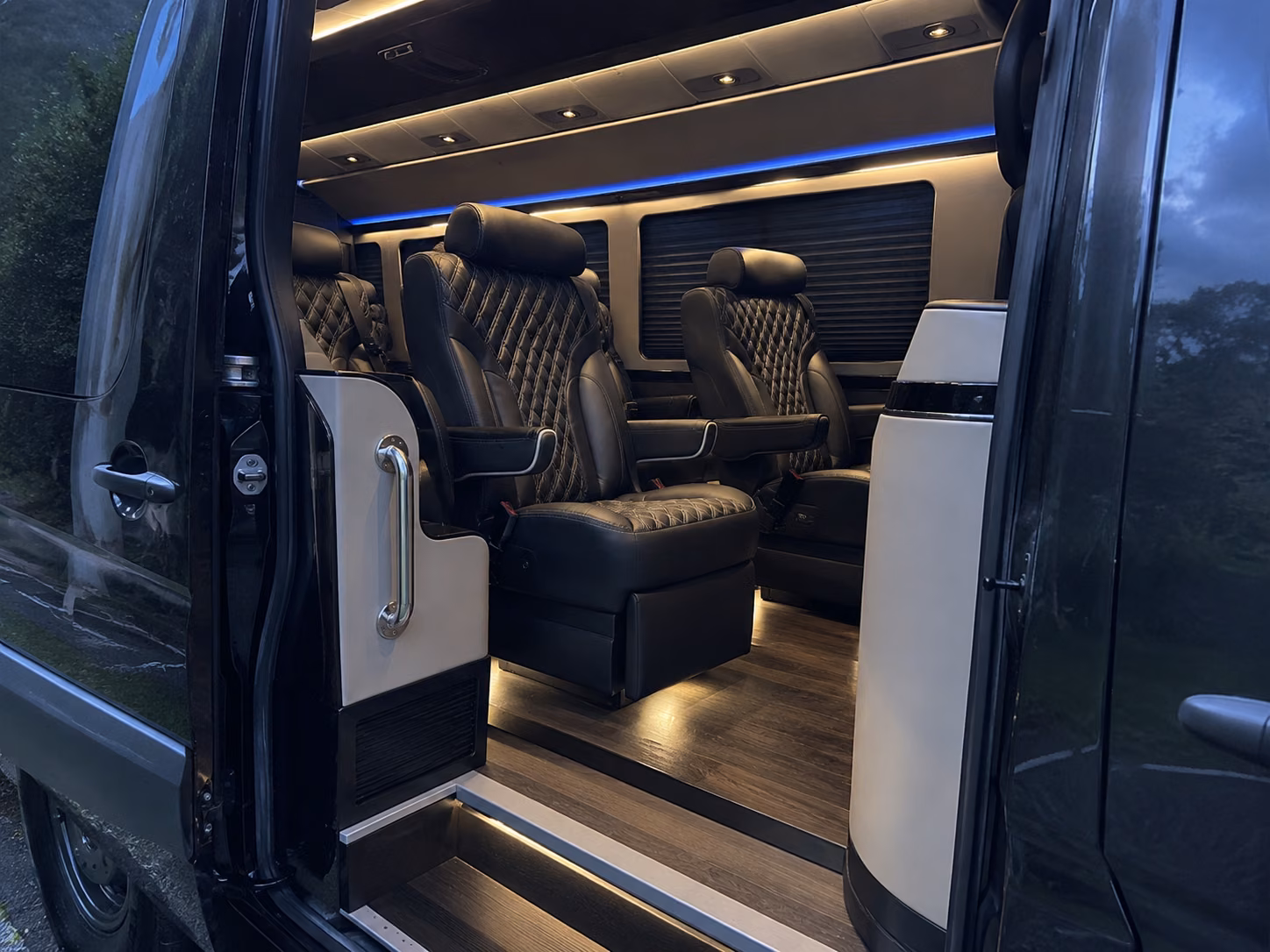 why rent using honolulusprintervanrental com
